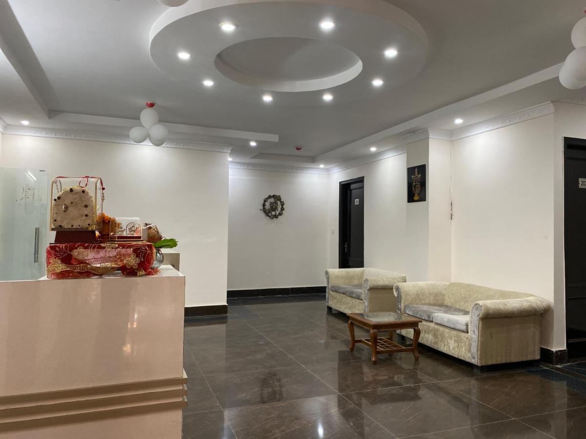 מלון Khurja S.R Plaza מראה חיצוני תמונה